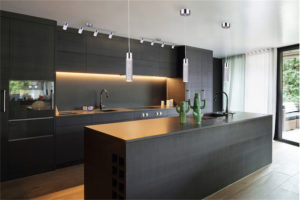 Pendant Lighting Modern FITZ Canarm LPL142A01BK in a modern kitchen with kitchen island